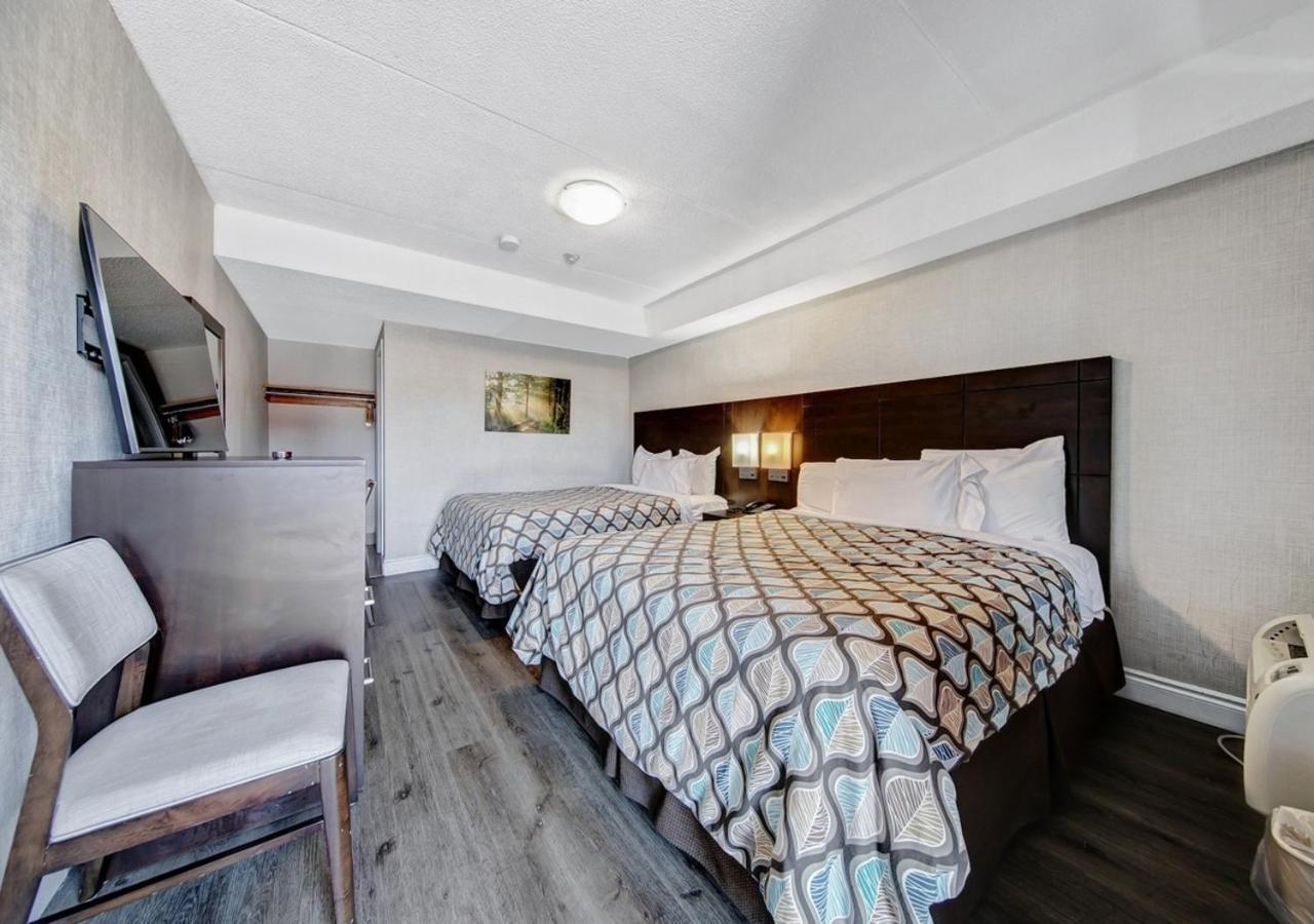 Queen Room with Two Queen Beds - Non-Smoking
