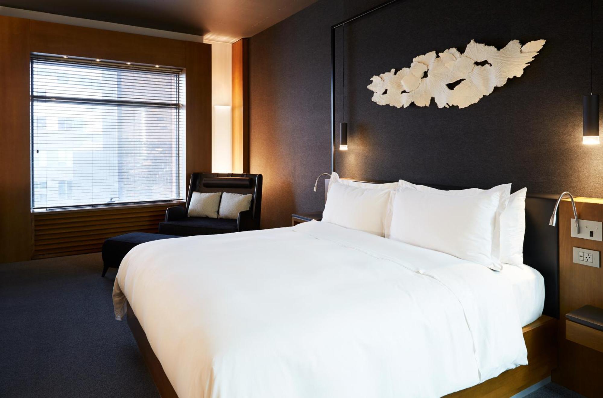 Deluxe King Room,706478173:JPEG