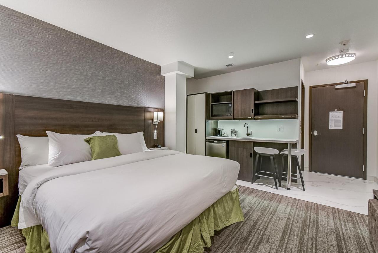 Standard King Bed
