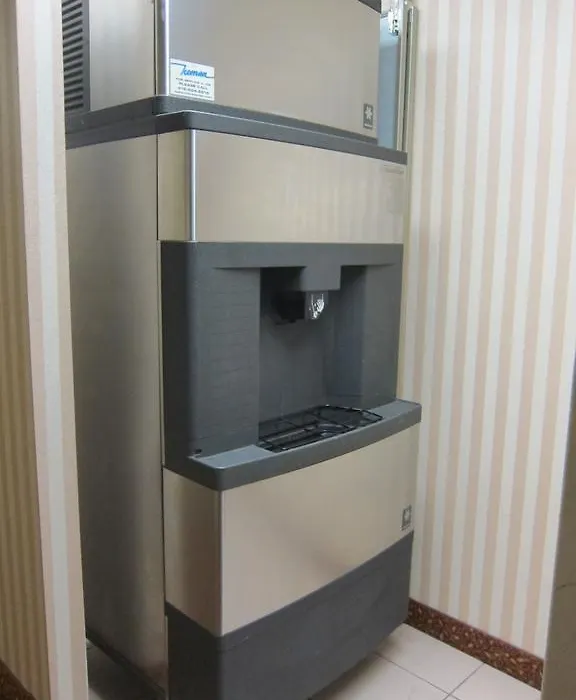 Toronto Plaza Airport Hotel-1