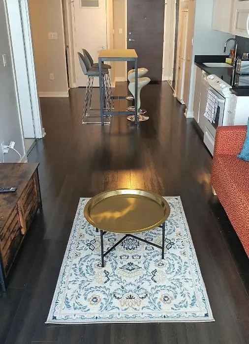 Downtown 2Bed Free Parking-1