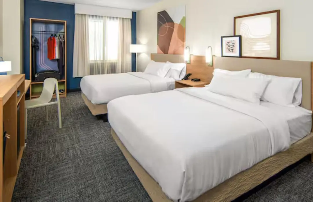 Spark By Hilton Toronto Airport-1