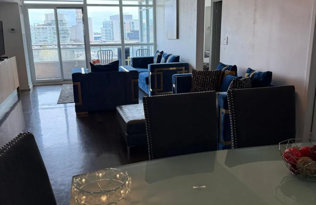 Toronto Downtown Luxurious Stylish 3 Bedroom 3 Bath 2 Balconies Near Rogers Centre Lakeview Condo-1