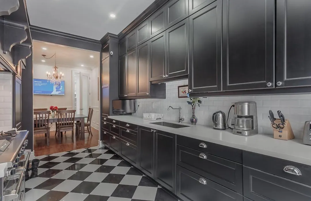 E Residential Luxury Rental-1