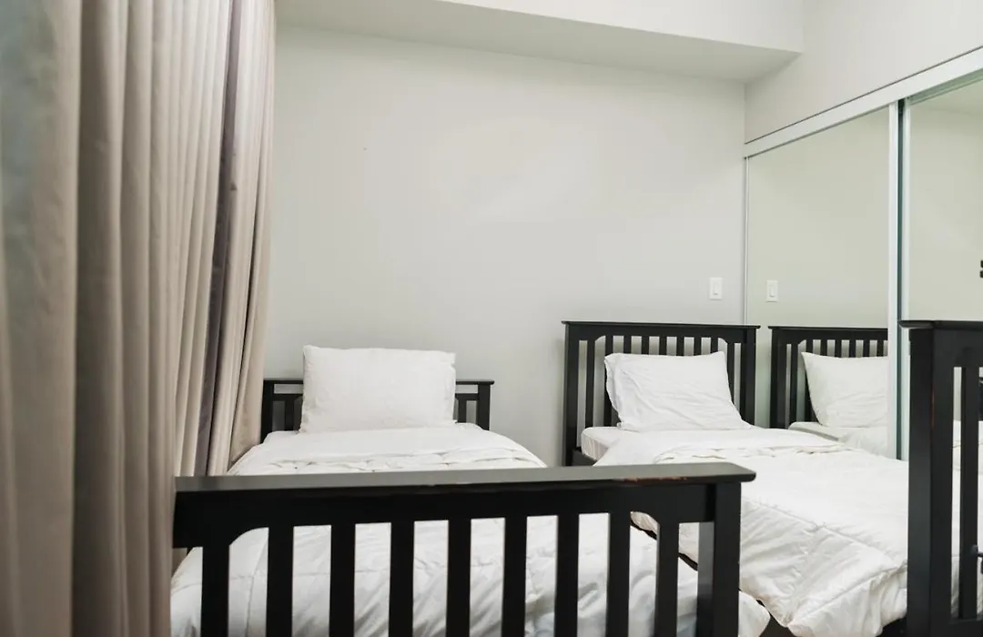 Sarkar Suites - Maple Leaf Square-1