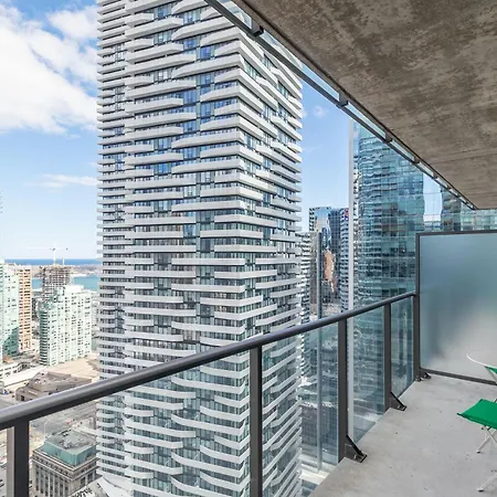 Globalstay Maple Leaf Square-3