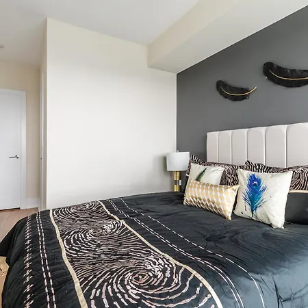 Globalstay Modern Downtown Apartment-3