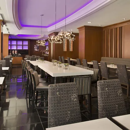 Residence Inn By Marriott Toronto Downtown / Entertainment District-2