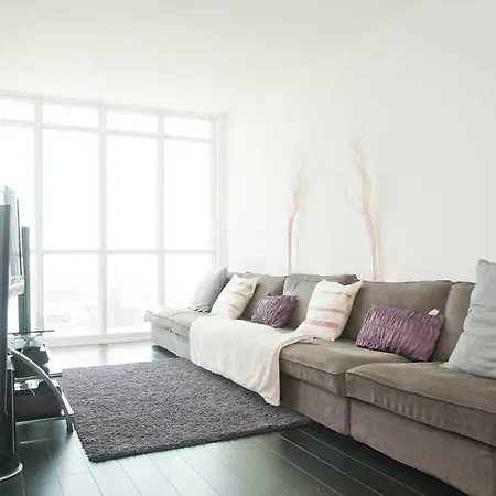 Sun Suites - Lakeview Suite-3