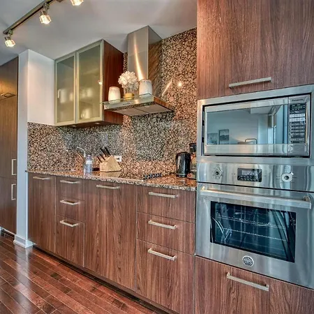 Sarkar Suites - Entertainment District-3